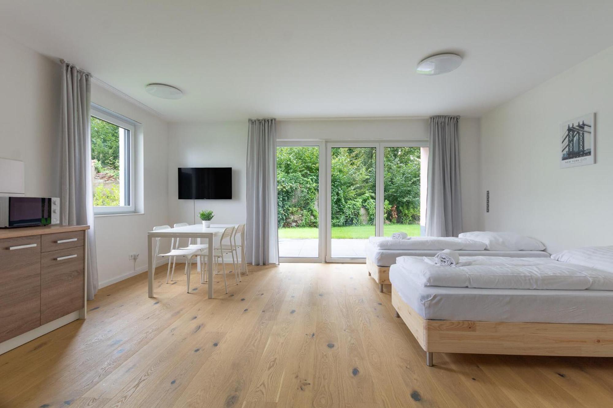 T&K Apartments - Bergisch Gladbach - 7 Comfortable Apartments - 20 Min To Fair Messe Cologne 外观 照片